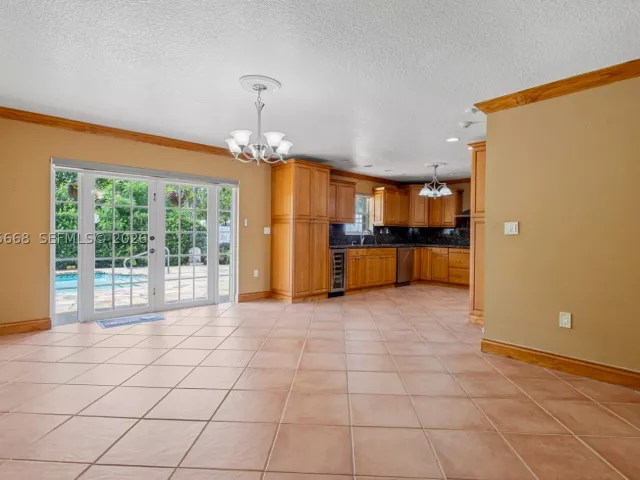 4-bedroom home for sale in Miami - 13390 SW 1st St - MondialRealty