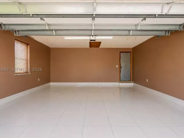 4-bedroom home for sale in Miami - 13390 SW 1st St - MondialRealty