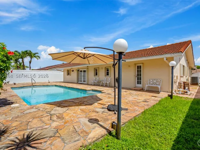 4-bedroom home for sale in Miami - 13390 SW 1st St - MondialRealty