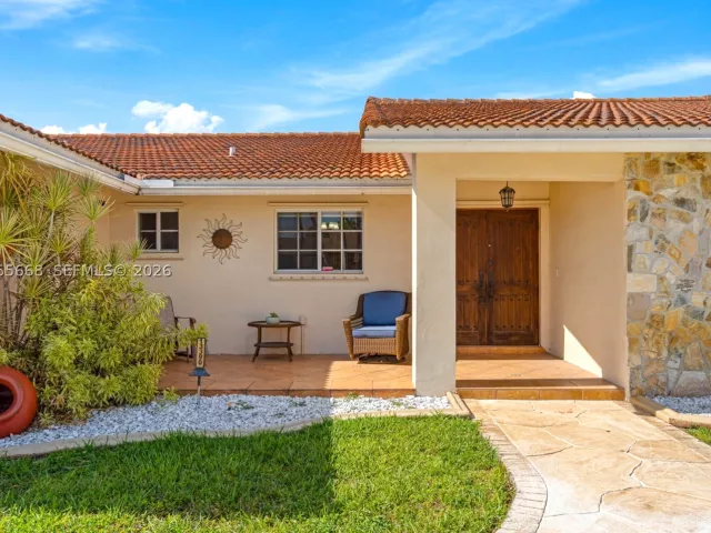 4-bedroom home for sale in Miami - 13390 SW 1st St - MondialRealty