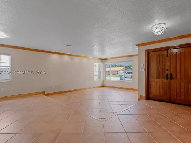4-bedroom home for sale in Miami - 13390 SW 1st St - MondialRealty