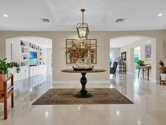4-bedroom home for sale in Miami - 7400 SW 81st Ave - MondialRealty