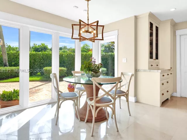 4-bedroom home for sale in Miami - 7400 SW 81st Ave - MondialRealty