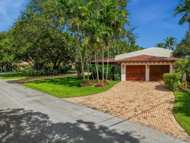 4-bedroom home for sale in Miami - 7400 SW 81st Ave - MondialRealty