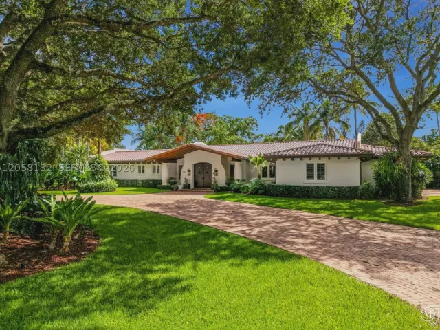 4-bedroom home for sale in Miami - 7400 SW 81st Ave - MondialRealty