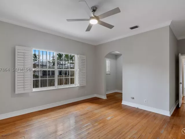 3-bedroom home for rent in Miami Beach - 4445 N Michigan Ave - MondialRealty
