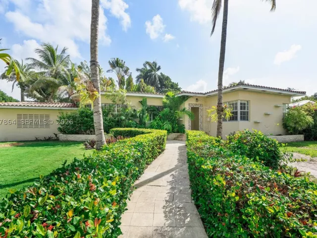 3-bedroom home for rent in Miami Beach - 4445 N Michigan Ave - MondialRealty