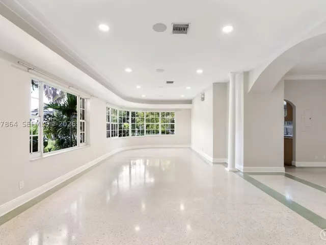 3-bedroom home for rent in Miami Beach - 4445 N Michigan Ave - MondialRealty