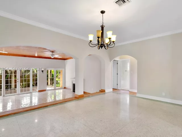 3-bedroom home for rent in Miami Beach - 4445 N Michigan Ave - MondialRealty