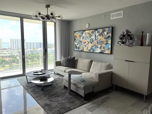 3-bedroom condo for sale in Sunny Isles Beach - 330 Sunny Isles Blvd 5-1506 - MondialRealty
