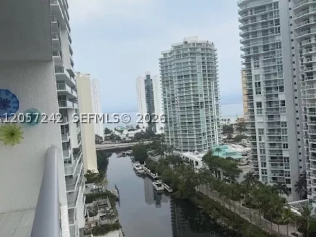 3-bedroom condo for sale in Sunny Isles Beach - 330 Sunny Isles Blvd 5-1506 - MondialRealty