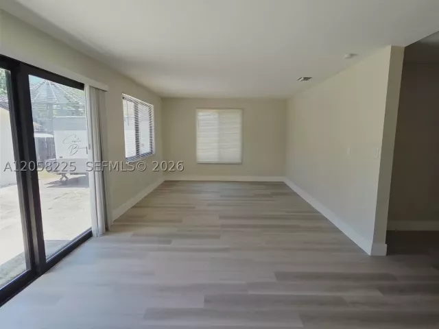 3-bedroom home for sale in Pompano Beach - 601 NE 1st St - MondialRealty