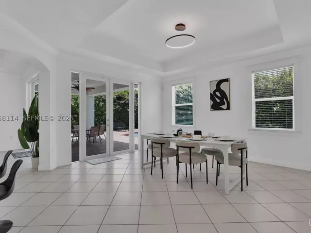 4-bedroom home for rent in Miami - 15270 SW 115th Ter - MondialRealty