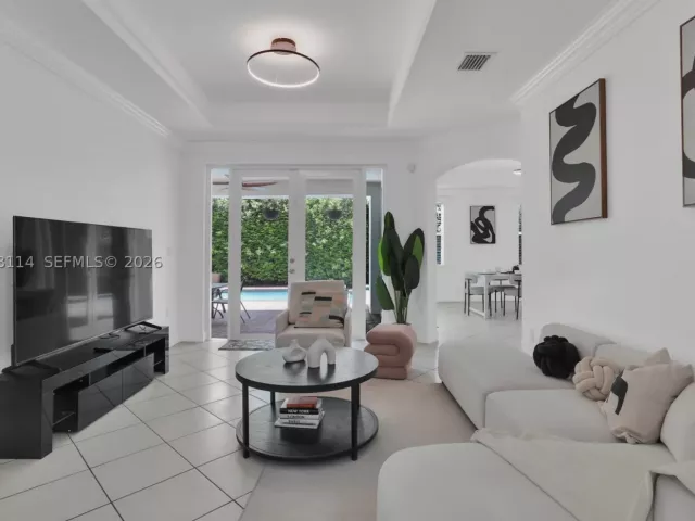 4-bedroom home for rent in Miami - 15270 SW 115th Ter - MondialRealty
