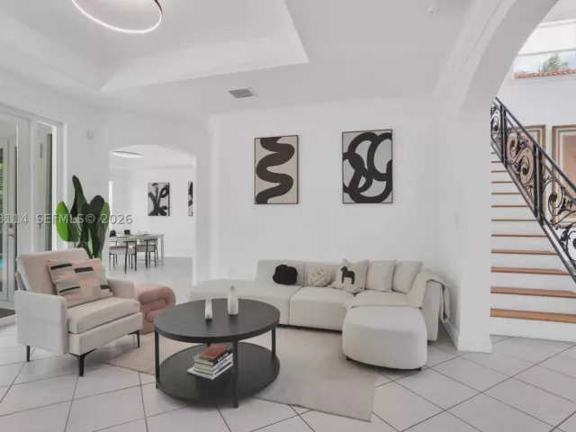 4-bedroom home for rent in Miami - 15270 SW 115th Ter - MondialRealty