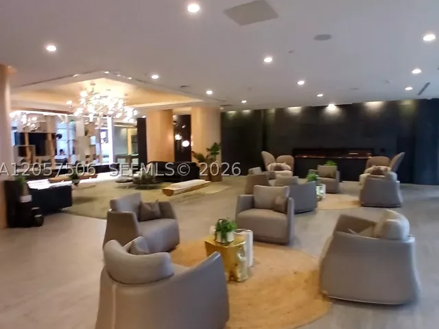 1-bedroom condo for sale in Miami - 488 NE 18th St 203 - MondialRealty