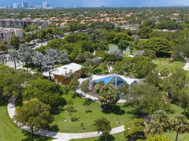 3-bedroom home for rent in Hallandale Beach - 2200 NE 7th St - MondialRealty
