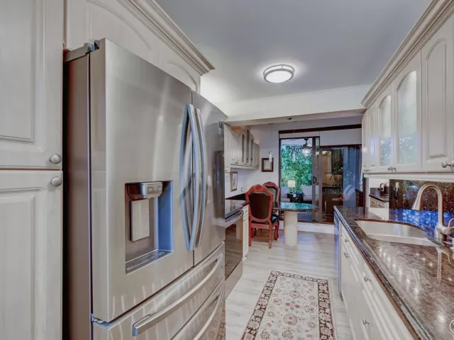 3-bedroom condo for sale in Hallandale Beach - 300 Three Islands Boulevard 101 - MondialRealty