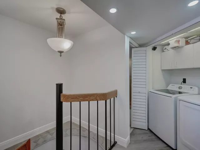 3-bedroom condo for sale in Hallandale Beach - 300 Three Islands Boulevard 101 - MondialRealty