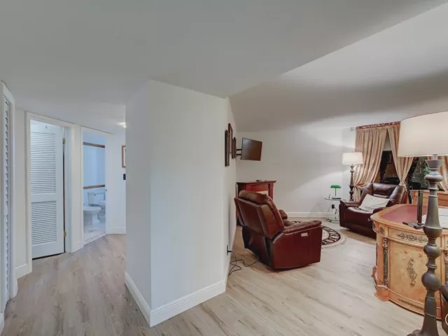 3-bedroom condo for sale in Hallandale Beach - 300 Three Islands Boulevard 101 - MondialRealty