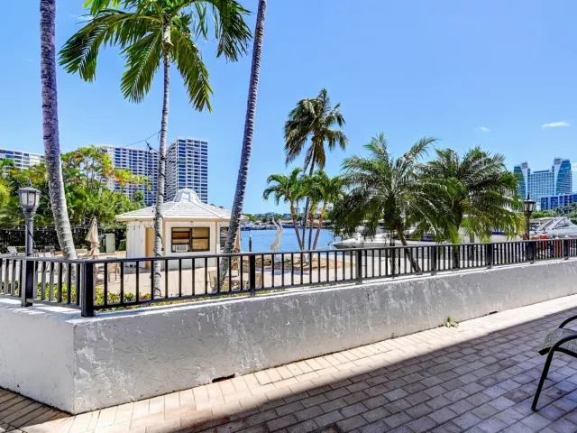 3-bedroom condo for sale in Hallandale Beach - 300 Three Islands Boulevard 101 - MondialRealty