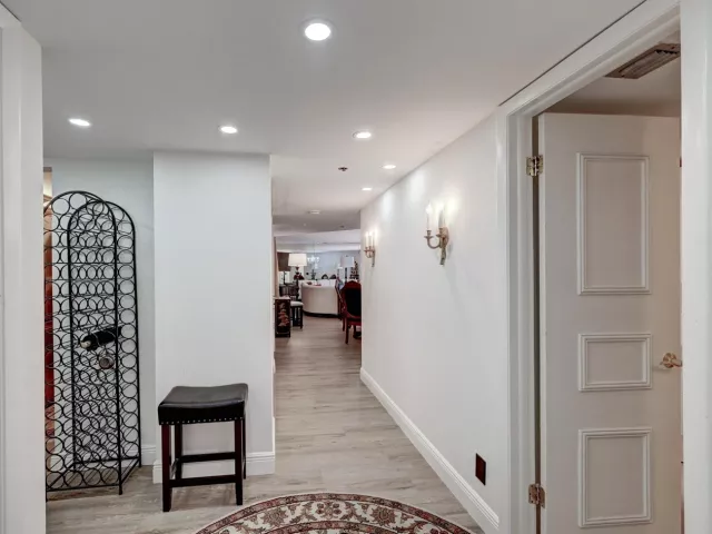3-bedroom condo for sale in Hallandale Beach - 300 Three Islands Boulevard 101 - MondialRealty
