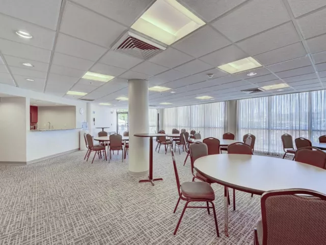 3-bedroom condo for sale in Hallandale Beach - 300 Three Islands Boulevard 101 - MondialRealty