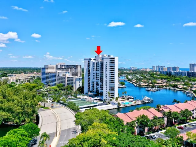 3-bedroom condo for sale in Hallandale Beach - 300 Three Islands Boulevard 101 - MondialRealty
