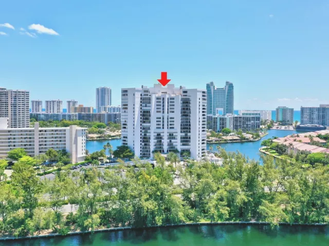 3-bedroom condo for sale in Hallandale Beach - 300 Three Islands Boulevard 101 - MondialRealty