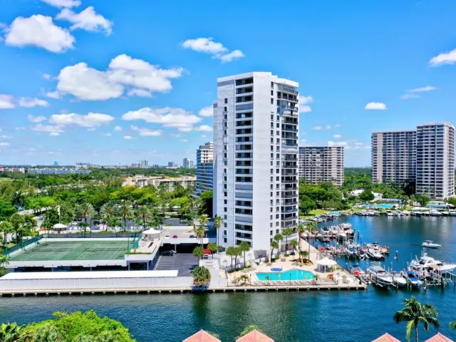 3-bedroom condo for sale in Hallandale Beach - 300 Three Islands Boulevard 101 - MondialRealty