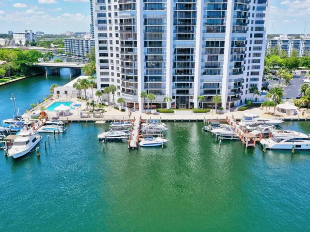 3-bedroom condo for sale in Hallandale Beach - 300 Three Islands Boulevard 101 - MondialRealty