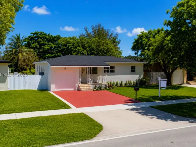 3-bedroom home for sale in Miami - 6361 Tamiami Canal Rd - MondialRealty