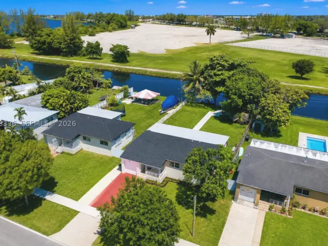 3-bedroom home for sale in Miami - 6361 Tamiami Canal Rd - MondialRealty