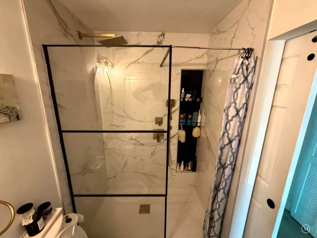 5-bedroom home for sale in West Palm Beach - 912 MONTEGO Drive - MondialRealty