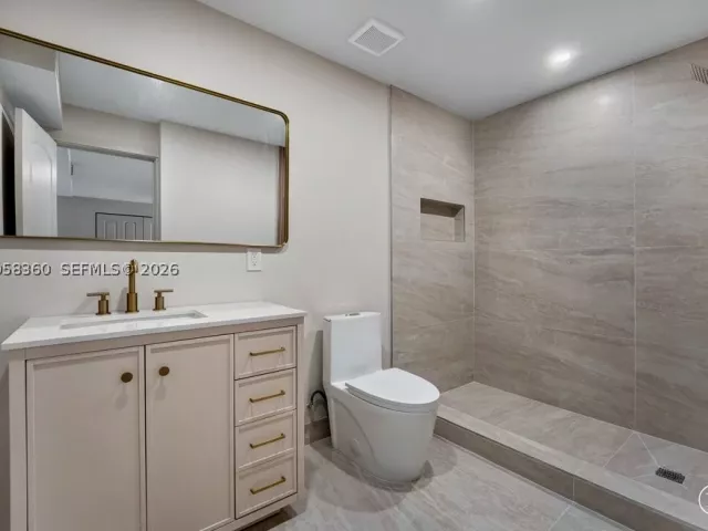 3-bedroom home for sale in Miami - 450 NW 140th St - MondialRealty