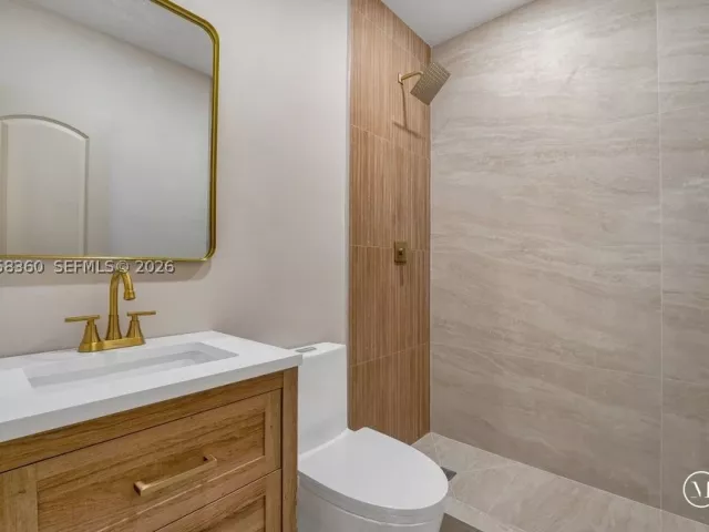 3-bedroom home for sale in Miami - 450 NW 140th St - MondialRealty