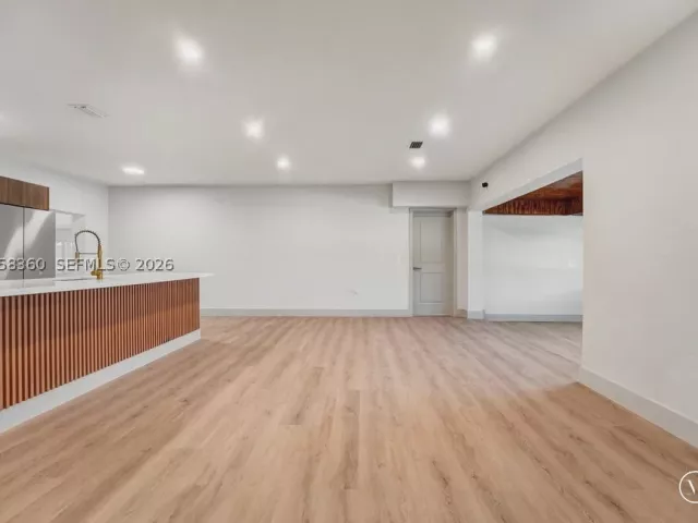 3-bedroom home for sale in Miami - 450 NW 140th St - MondialRealty