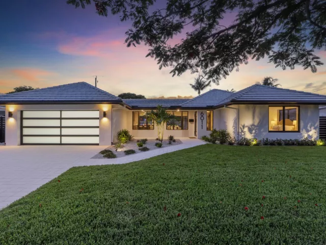 3-bedroom home for sale in Fort Lauderdale - 6011 NE 19th Avenue - MondialRealty