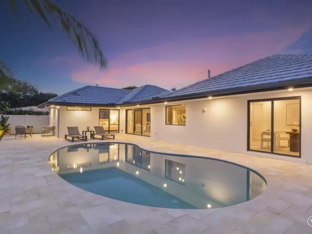 3-bedroom home for sale in Fort Lauderdale - 6011 NE 19th Avenue - MondialRealty