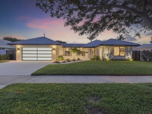 3-bedroom home for sale in Fort Lauderdale - 6011 NE 19th Avenue - MondialRealty