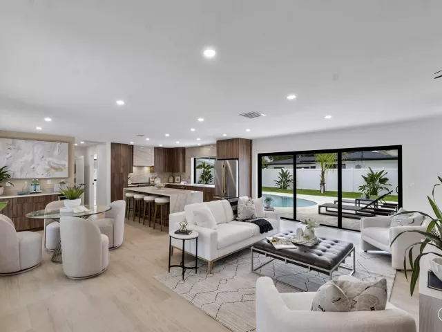 3-bedroom home for sale in Fort Lauderdale - 6011 NE 19th Avenue - MondialRealty