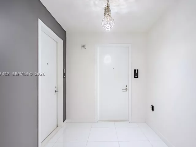 1-bedroom condo for rent in Miami - 851 NE 1st Ave 1802 - MondialRealty