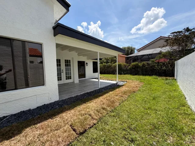 3-bedroom home for sale in Boca Raton - 10688 San Bernardino Way - MondialRealty