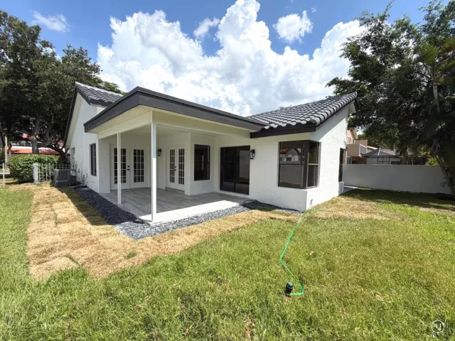 3-bedroom home for sale in Boca Raton - 10688 San Bernardino Way - MondialRealty