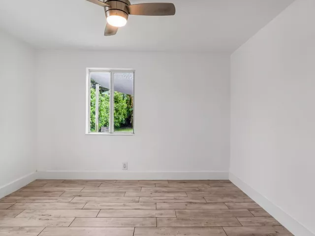 3-bedroom home for sale in Boca Raton - 218 GLOUCHESTER Street - MondialRealty
