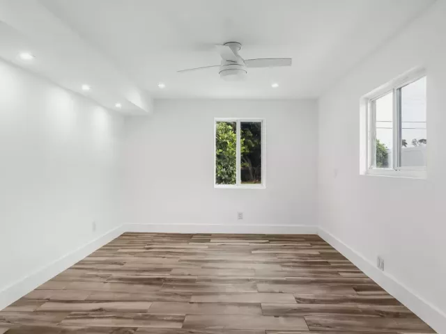 3-bedroom home for sale in Boca Raton - 218 GLOUCHESTER Street - MondialRealty