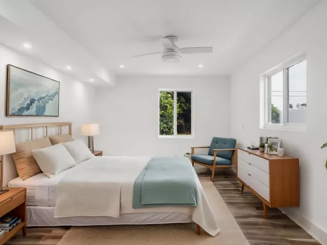 3-bedroom home for sale in Boca Raton - 218 GLOUCHESTER Street - MondialRealty