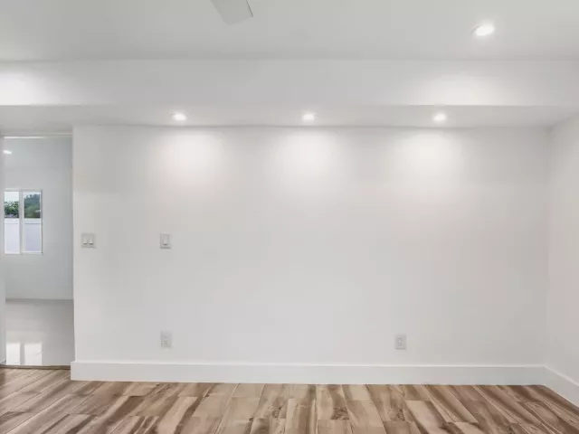 3-bedroom home for sale in Boca Raton - 218 GLOUCHESTER Street - MondialRealty