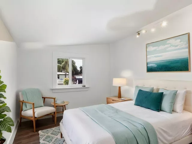 3-bedroom home for sale in Boca Raton - 218 GLOUCHESTER Street - MondialRealty