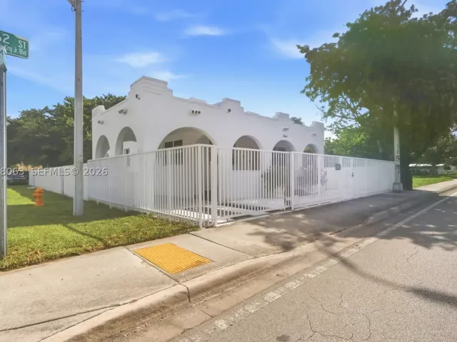 3-bedroom home for sale in Miami - 1909 NW 62nd St - MondialRealty